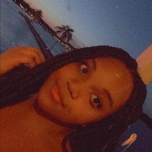 Meet your Posher, Jasmine